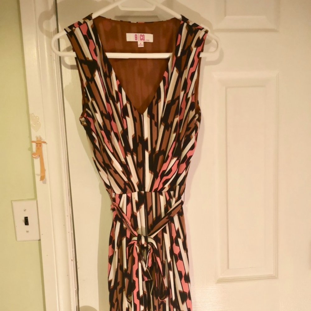 🌵9&CO MULTI-COLOUR PATTERN SUMMER DRESS (3/$30)🌵